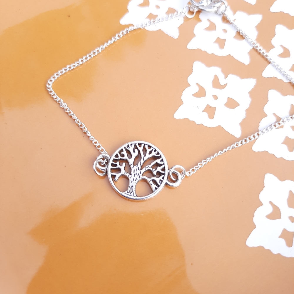 Tree Pendant Basic Chain Bracelet - Picture 2 of 4